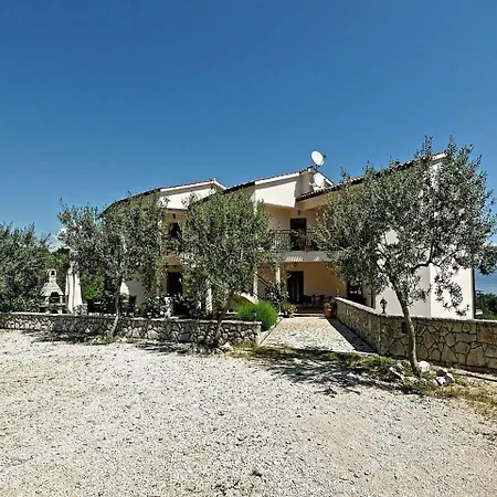 Holiday Homes In Rabac 36078 Hébergement de vacances