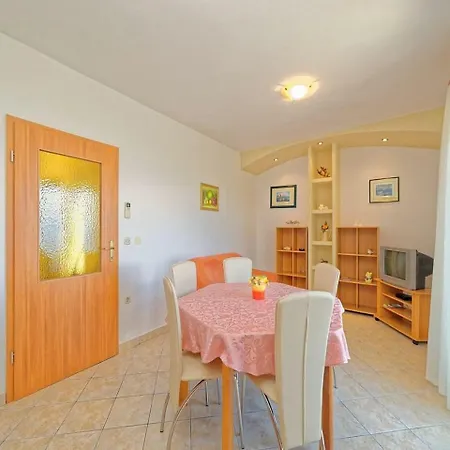 Holiday Homes In Rabac 36078