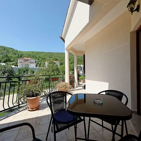 Holiday Homes In Rabac 36078 Hébergement de vacances *