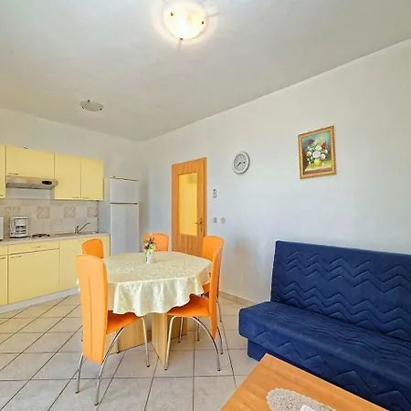 Holiday Homes In Rabac 36078 * Brovinje